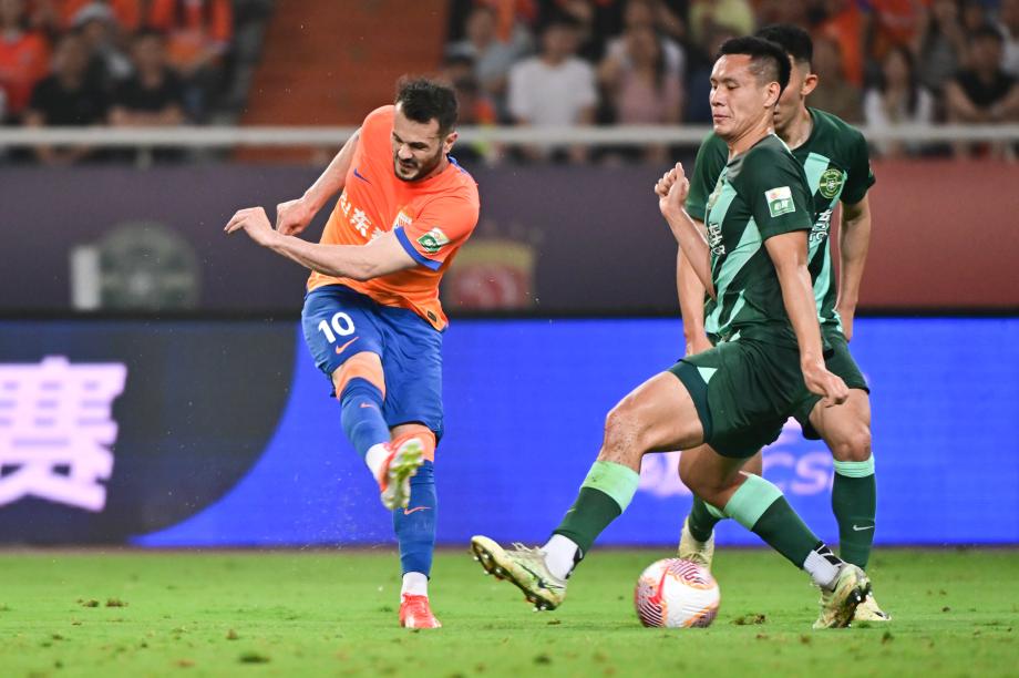 克雷桑建功李源一郑铮进球 泰山3-0浙江8轮不败