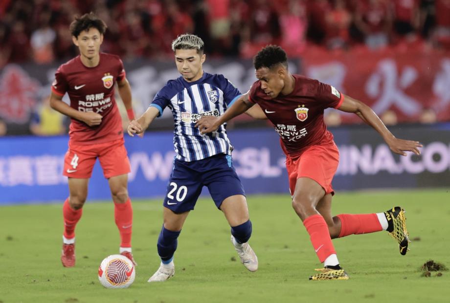 中超-奥斯卡巴尔加斯破门 海港2-0三镇9连胜