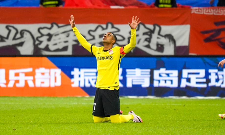 中超-阿兰破门难救主 青岛德比大战海牛3-1西海岸