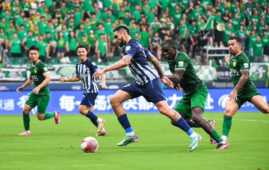 中超-恩里克破门刘越建功 武汉三镇2-1北京国安