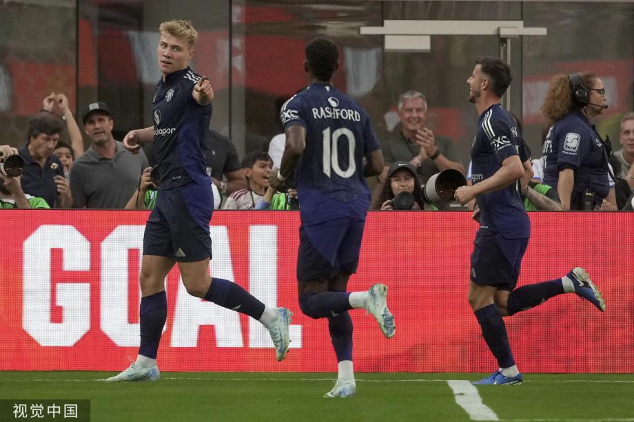 友谊赛-阿森纳2-1逆转曼联 点球加练曼联4-3获胜