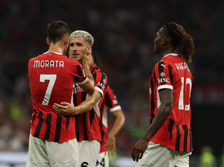 贝卢斯科尼杯-小马尔蒂尼破门 AC米兰3-1蒙扎