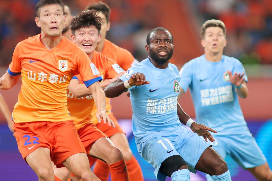 毕津浩头槌马塞尔破门 山东泰山3-1河南晋级