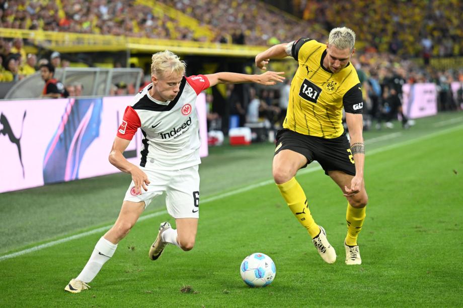 吉腾斯替补双响 多特2-0法兰克福取开门红