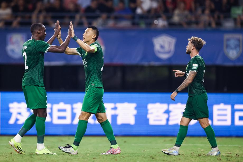 李磊头槌于大宝建功 北京国安客场3-1梅州客家