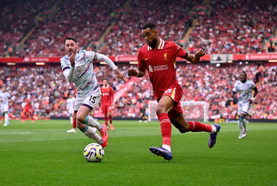 迪亚斯双响努涅斯世界波 利物浦3-0伯恩茅斯