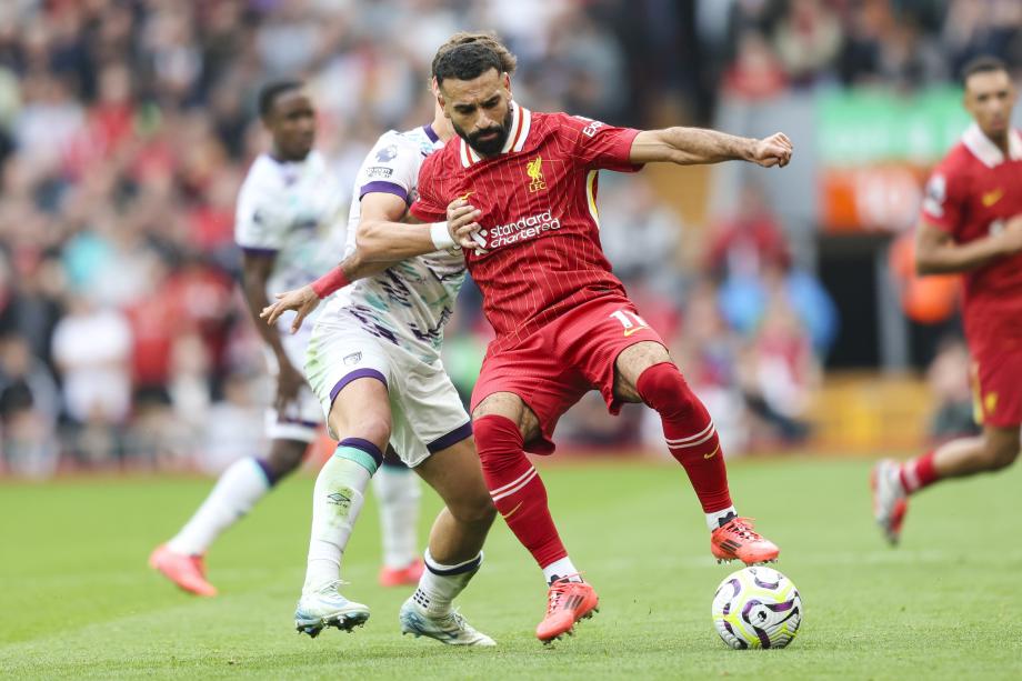 迪亚斯双响努涅斯世界波 利物浦3-0伯恩茅斯