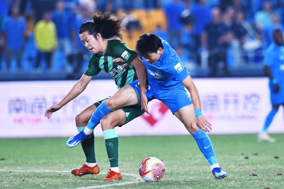 莱昂纳多28秒闪击孙正傲两黄离场 南通3-2逆转浙江