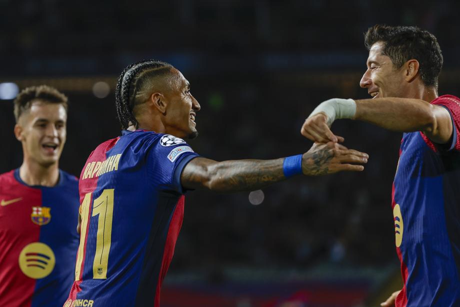 欧冠-莱万双响拉菲尼亚传射 巴萨5-0年轻人