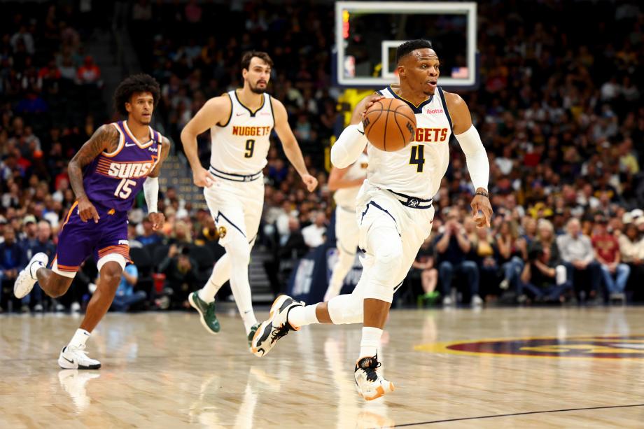 三巨头缺阵约基奇21分准三双 太阳险胜掘金