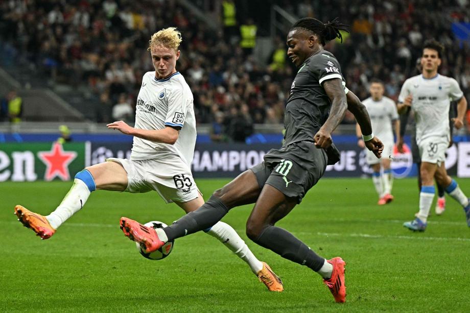 赖因德斯双响普利西奇破门 米兰3-1十人布鲁日