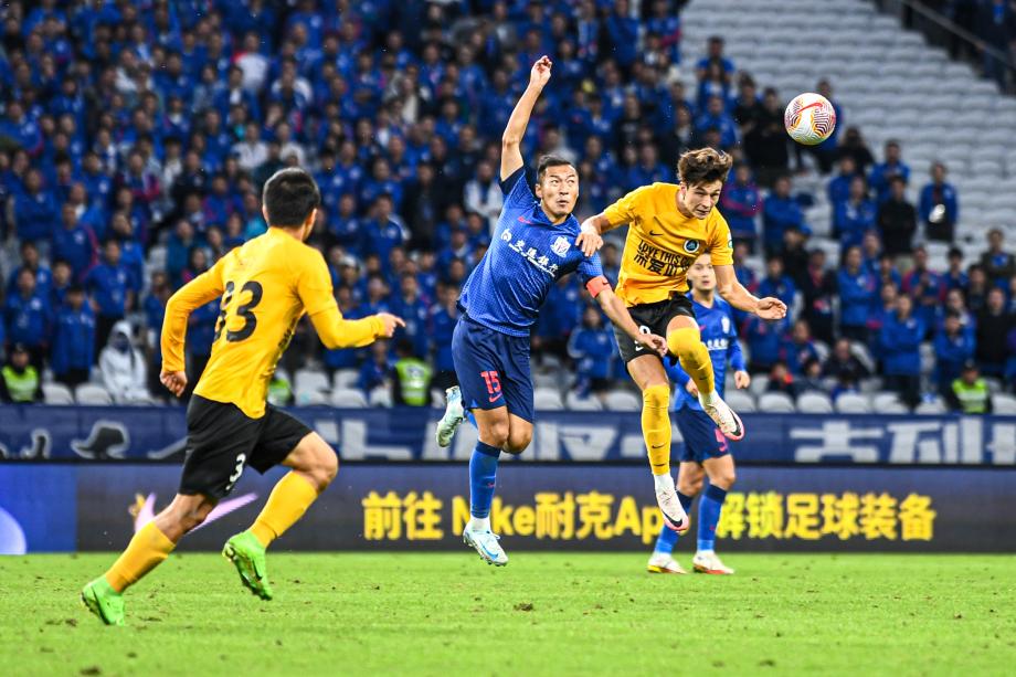 上海申花2-2遭深圳新鹏城逼平 积分榜跌至第2