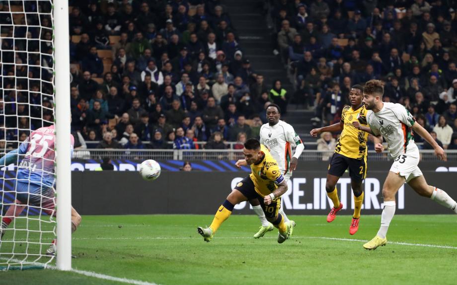 意甲-劳塔罗制胜 国米1-0威尼斯6轮不败