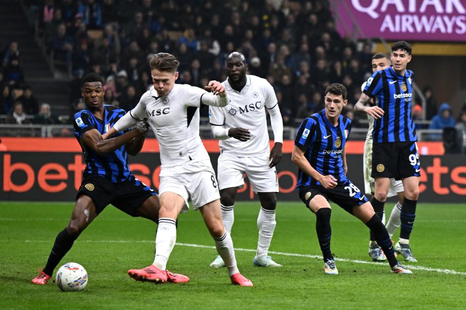 意甲-麦克托米奈推射破门 那不勒斯战平国米