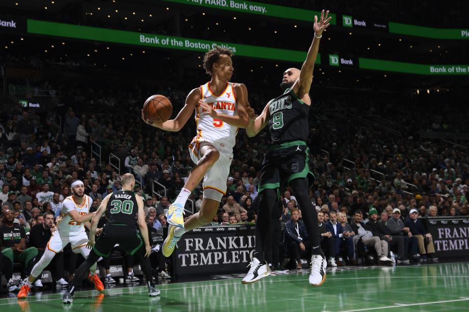 塔图姆20+8戴森28+7 杨缺阵老鹰胜凯尔特人