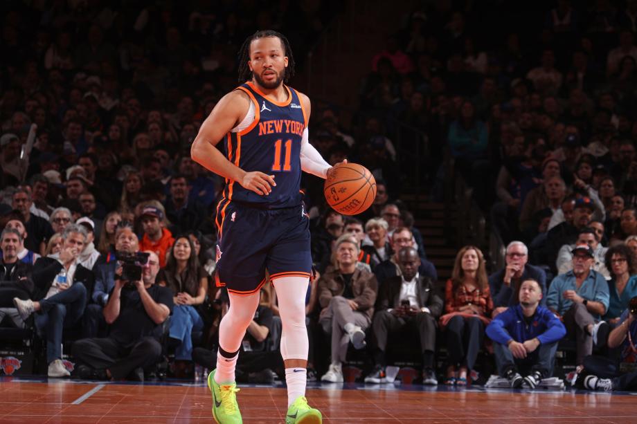 布伦森37+7准绝杀！纽约德比尼克斯险胜篮网