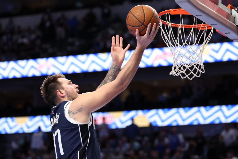 东契奇26+5+5克莱5记三分 独行侠41分大胜鹈鹕