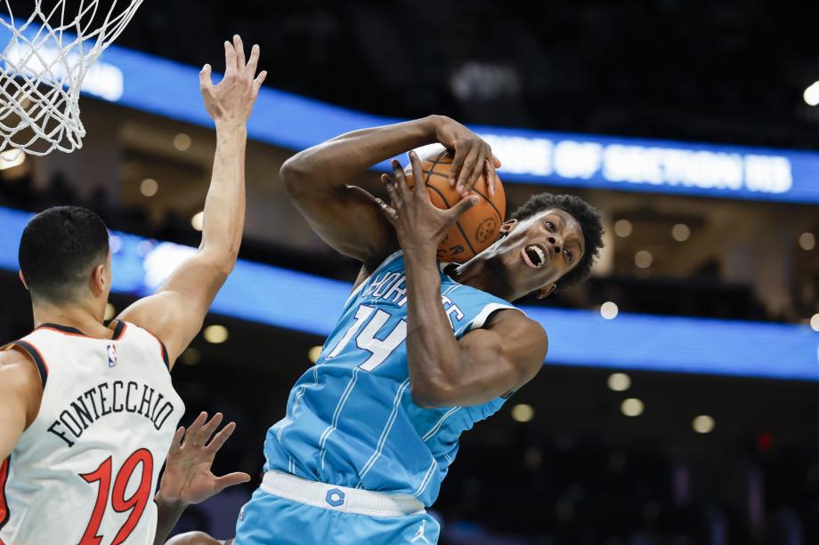 三球35+9坎宁安27分 米勒38分黄蜂加时胜活塞