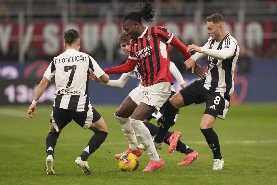 两队全场无进球良机 AC米兰0-0战平尤文