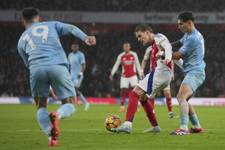 萨卡传射恩瓦内里建功 阿森纳3-0诺丁汉森林