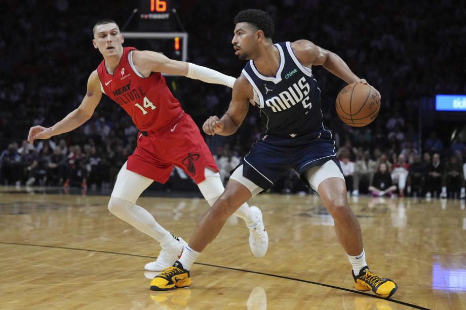 巴特勒33+9欧文空砍27分 热火加时胜独行侠