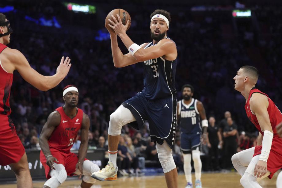 巴特勒33+9欧文空砍27分 热火加时胜独行侠