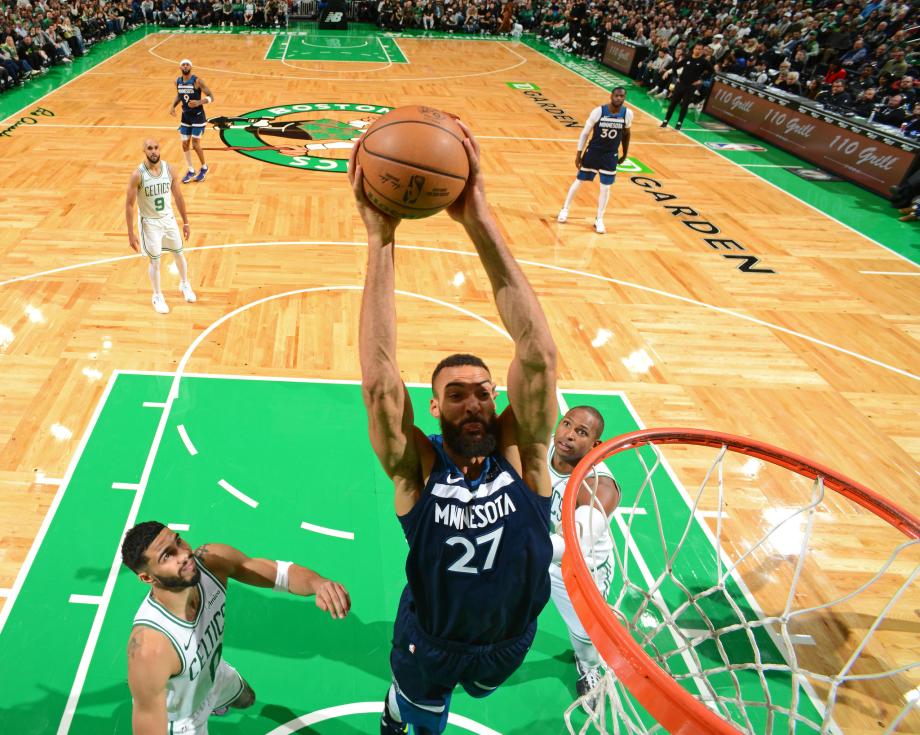 塔图姆26+8爱德华兹29分 凯尔特人胜森林狼