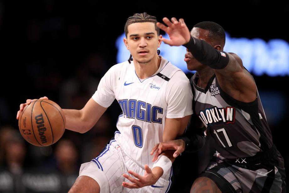 小瓦格纳20+9崔永熙登场 魔术胜篮网豪取六连胜