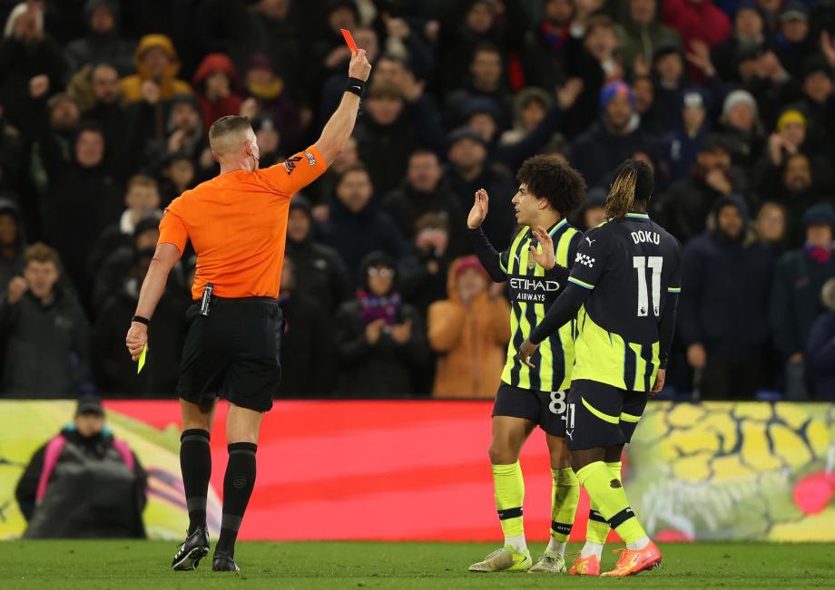 刘易斯破门沃克漏人致丢球 曼城2-2平水晶宫