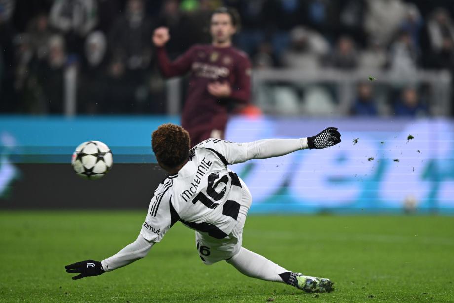 欧冠-哈兰德失单刀弗拉麦肯尼破门 尤文2-0曼城