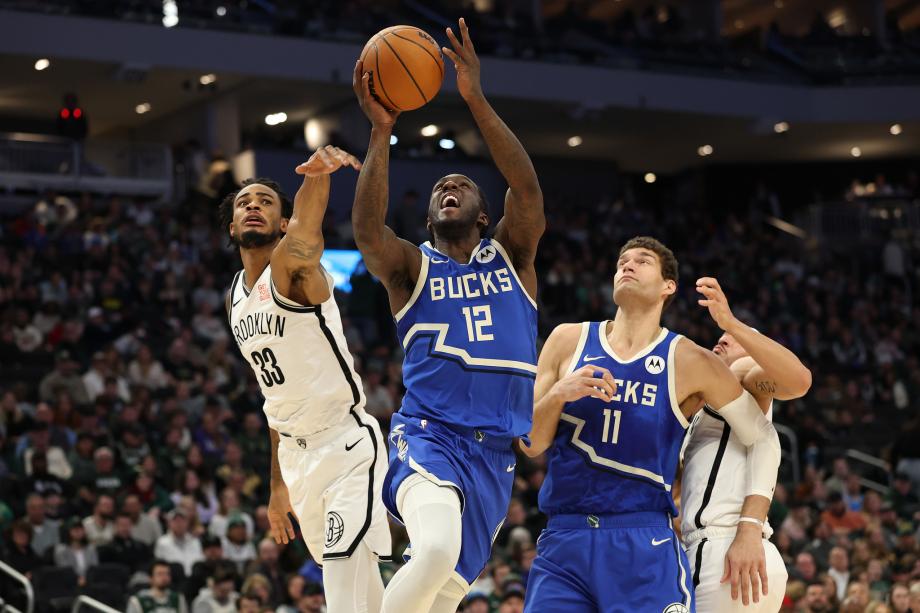 字母哥利拉德缺阵 约翰逊领衔3人20+篮网擒雄鹿