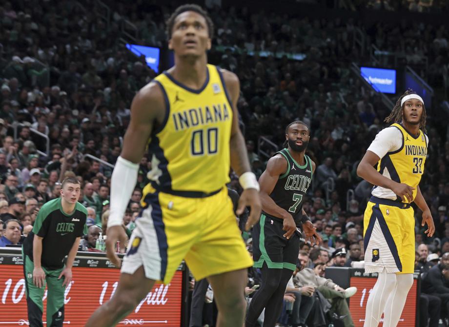 布朗44+5塔图姆22+13 凯尔特人37分大胜步行者