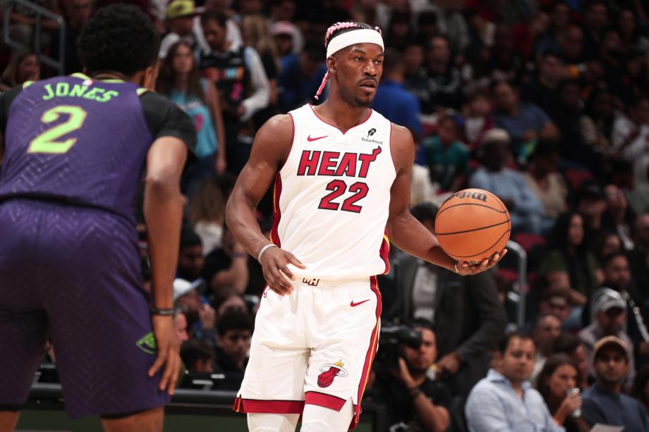 希罗32分阿德巴约准三双 热火送鹈鹕11连败