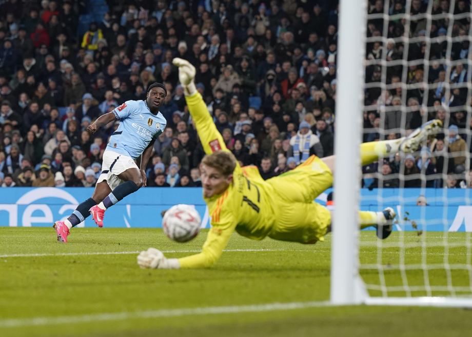 足总杯-麦卡蒂戴帽格拉利什破门 曼城8-0晋级