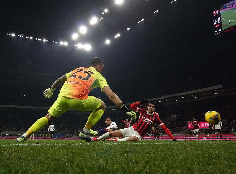 莫拉塔破门佐尔泰亚扳平 米兰1-1卡利亚里