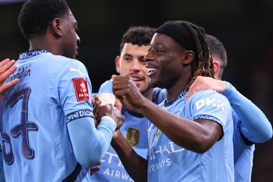 足总杯-麦卡蒂戴帽格拉利什破门 曼城8-0晋级