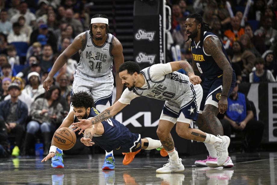 约基奇三双布劳恩20+11 掘金轻取魔术