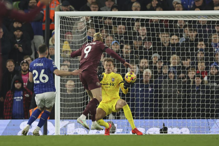 英超-哈兰德破门福登2射1传 曼城6-0伊普斯维奇