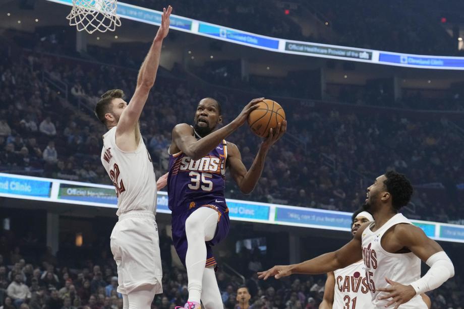 米切尔33+5+5杜兰特23+7 骑士主场26分大胜太阳