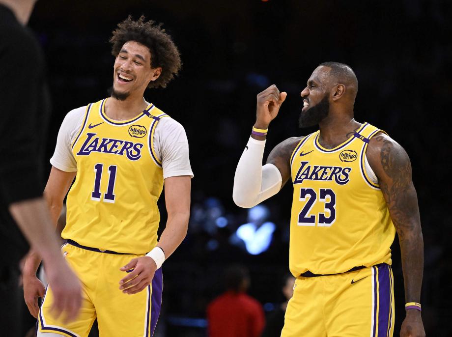 詹姆斯20+14+6 湖人主场117-96大胜凯尔特人