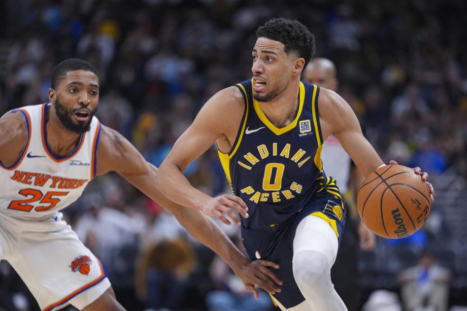 唐斯40+12哈特30+10 尼克斯轻取步行者