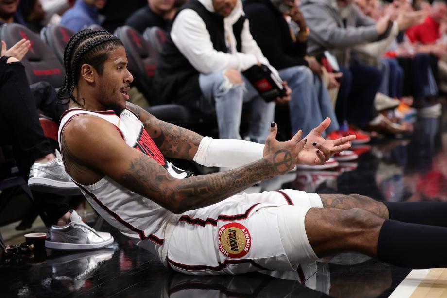 库里27分巴特勒19+8 勇士拒绝逆转力克火箭