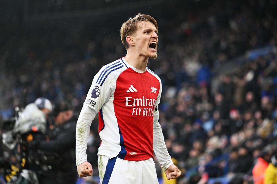 梅里诺替补梅开二度 阿森纳客场2-0莱斯特城