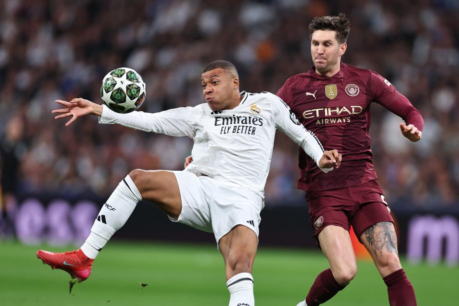 欧冠-姆巴佩戴帽 皇马3-1曼城总比分6-3晋级16强