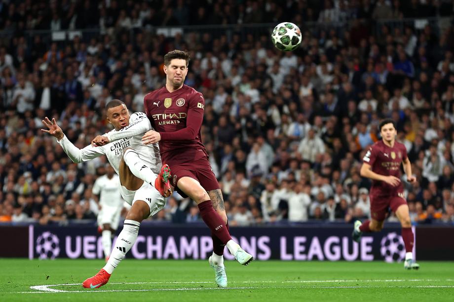 欧冠-姆巴佩戴帽 皇马3-1曼城总比分6-3晋级16强