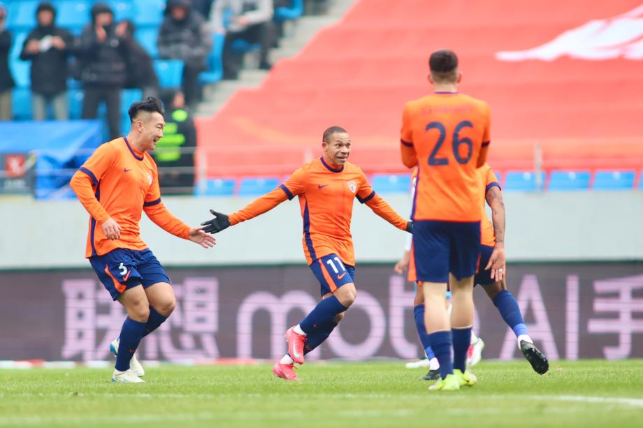 中超-马特乌斯双响席尔瓦世界波 海牛2-2西海岸