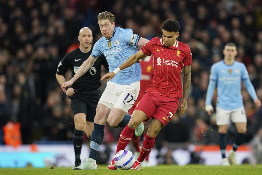 萨拉赫、索博斯洛伊互献传射 利物浦2-0曼城