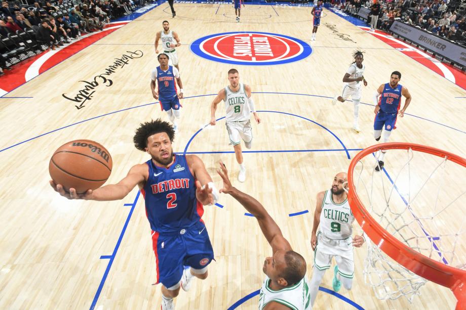 坎宁安21+11塔图姆27分 活塞胜绿军豪取8连胜