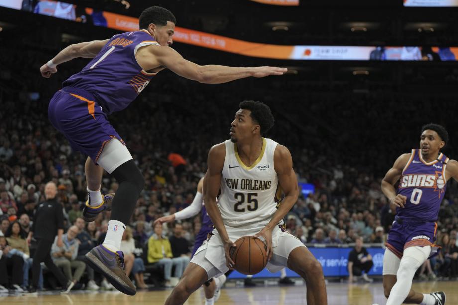 杜兰特28分布克36+7+9 太阳不敌鹈鹕遭3连败