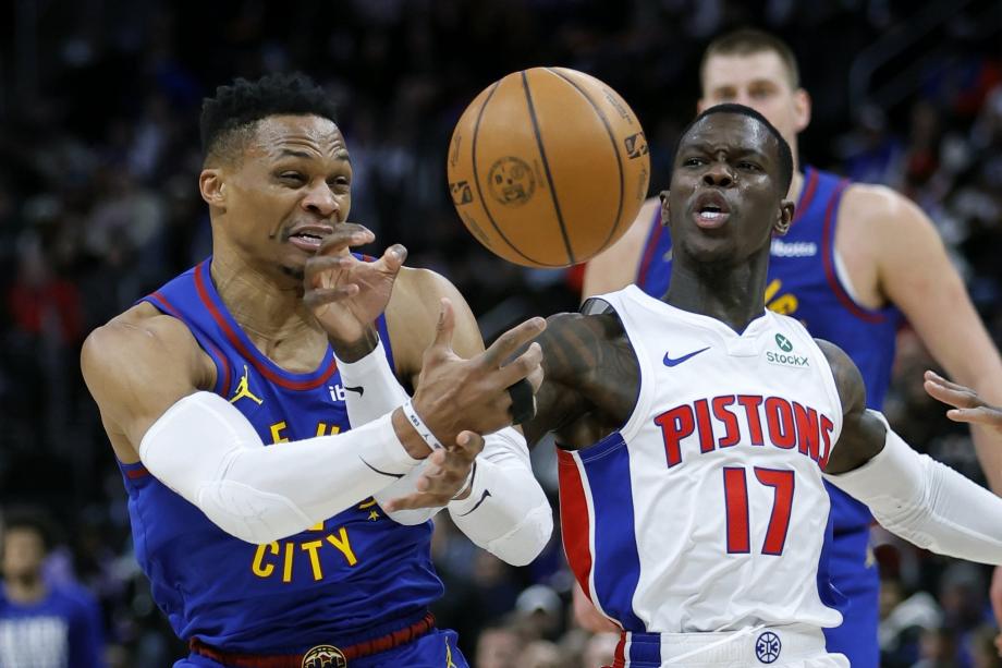 约基奇大三双23+17+15 掘金终结活塞8连胜